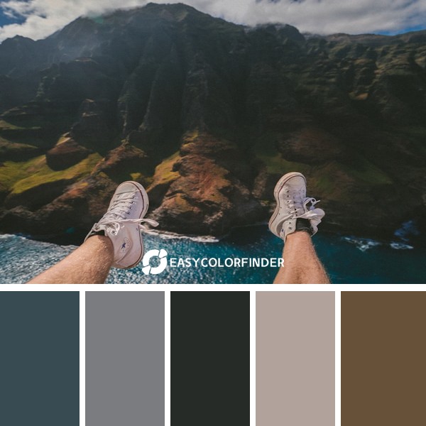 Color Palette 121 | Photo by Jakob Owens