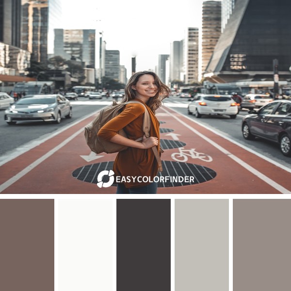 Joyce (my friend) and me had a window between 6AM and 3PM to shot some pics in Paulista Avenue. She was really happy becau...